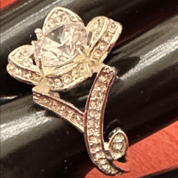 Sterling 925 Simulated Diamonds Fleur de Los Blossom - Picture 3 of 9